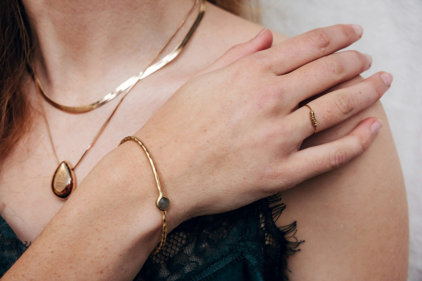 How to Use Custom Jewelry for Valentine’s Day Surprises