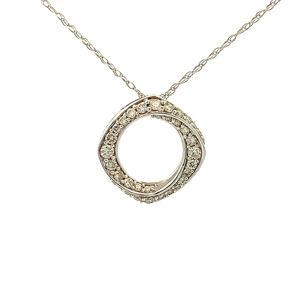 14KW DIAMOND PENDANT