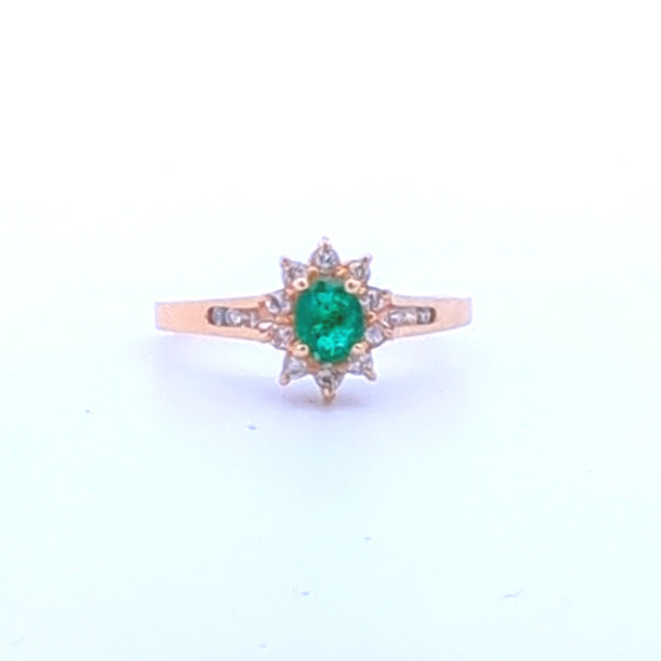 EMERALD AND DIAMOND RING IN 14KT YELLOW GOLD