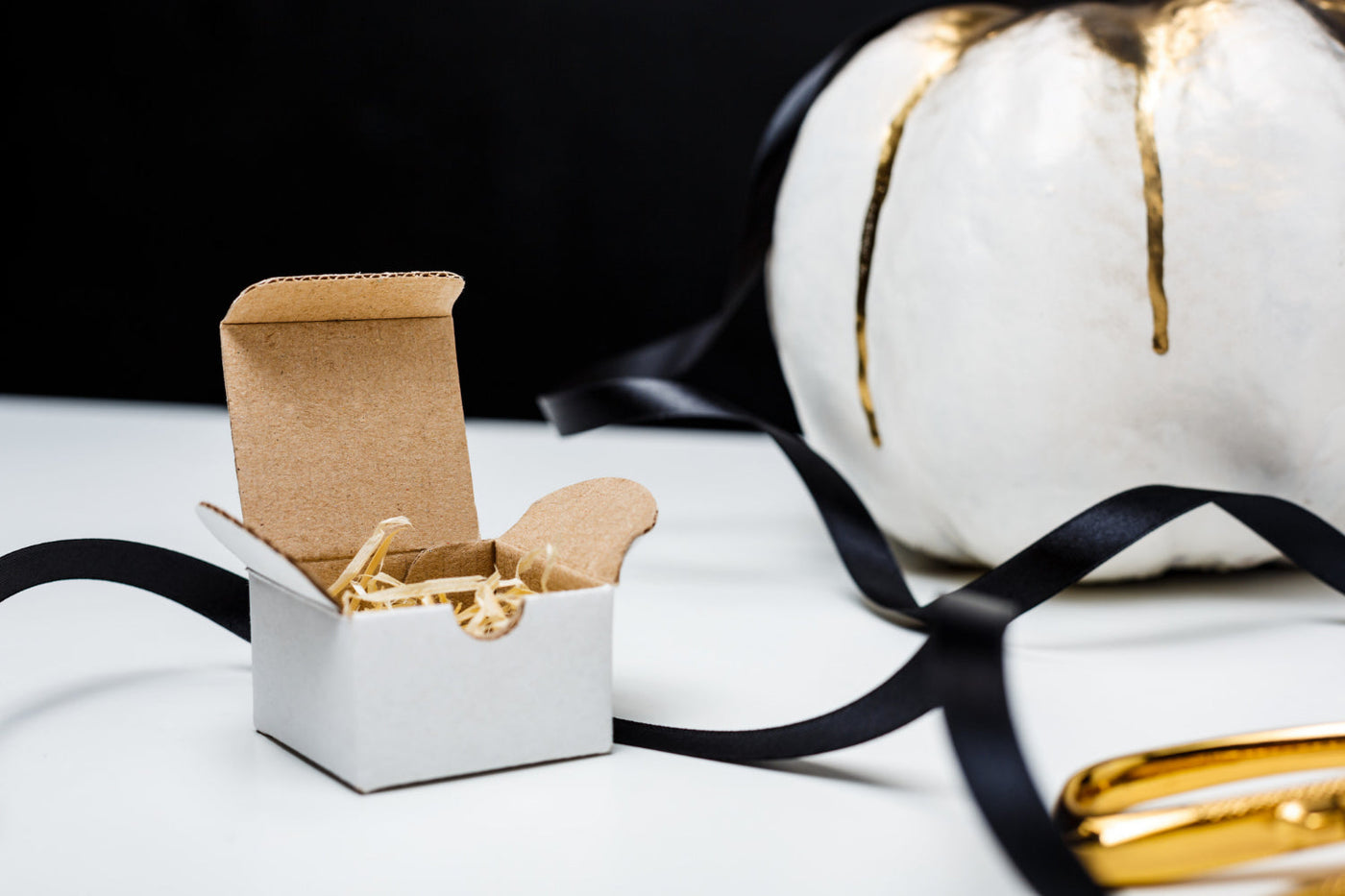 Everything to Know About Custom Jewelry for Spring Graduations