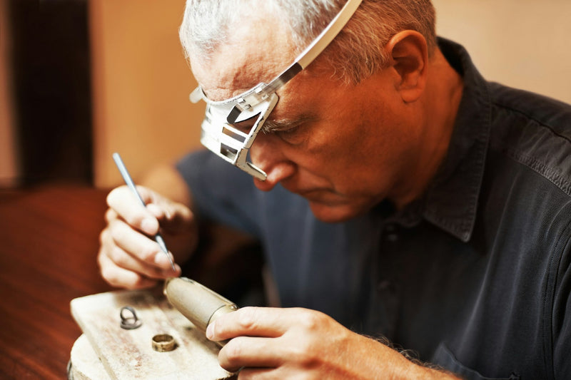 How to Identify and Fix Issues with Custom Jewelry