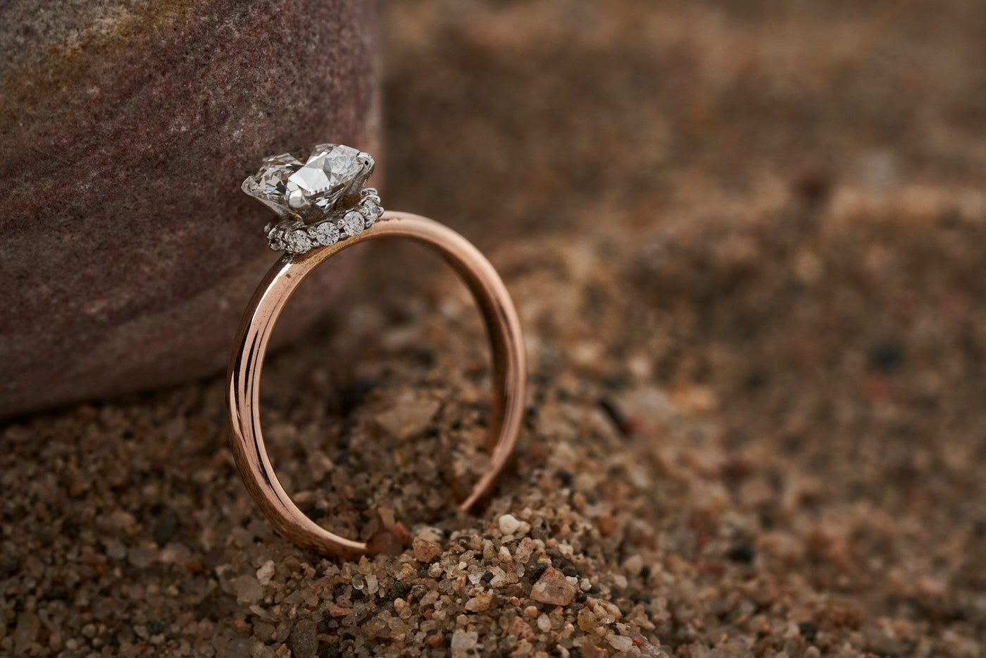What to Do If Your Engagement Ring Stone Becomes Loose
