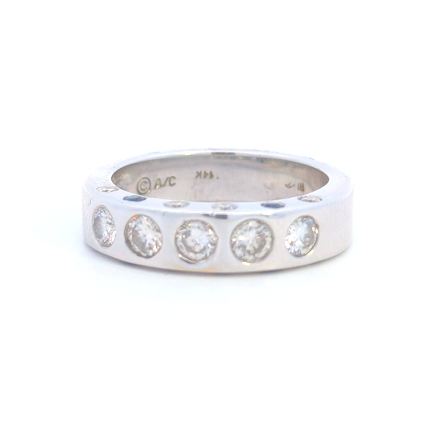 DIAMOND AND SAPPHIRE BAND IN 14K WHITE GOLD