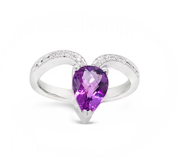 14K PEAR SHAPE AMETHYST OFFSET RING WITH DIAMOND ACCENTS