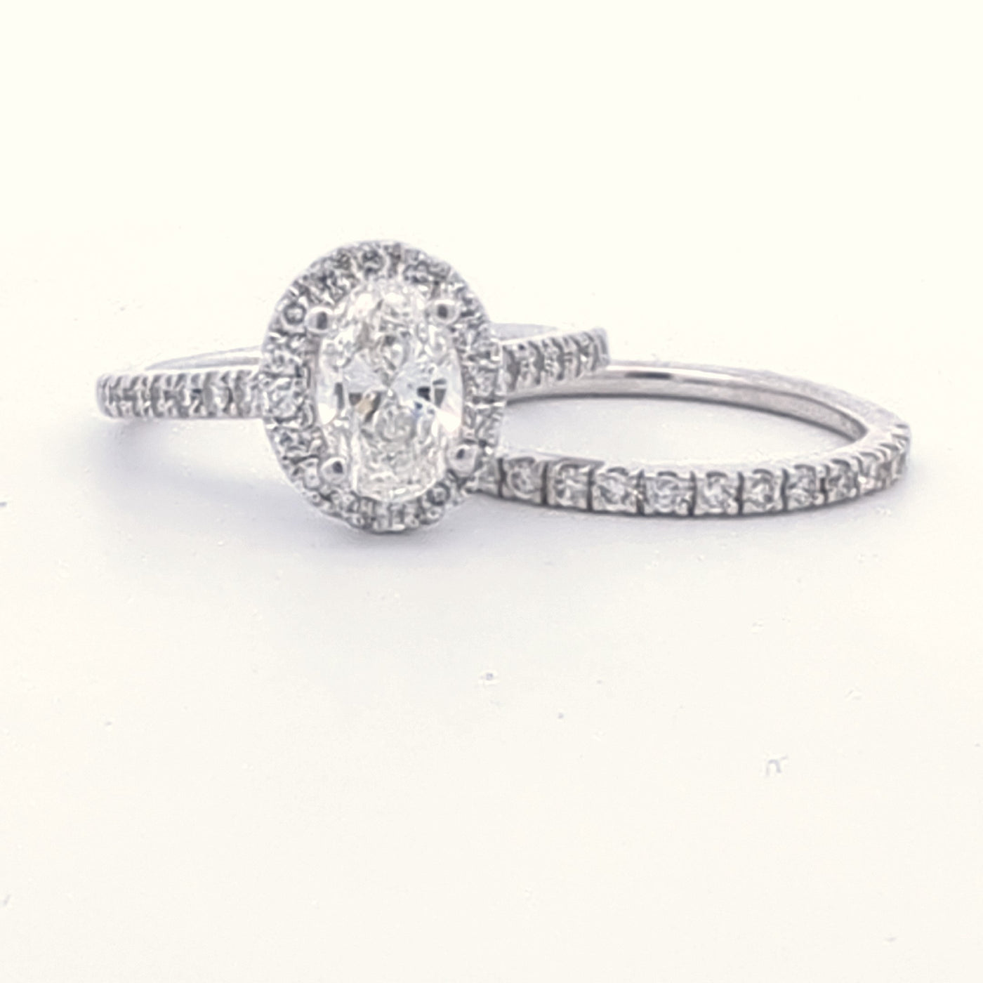 HALO DIAMOND WEDDING SET IN 14K WHITE GOLD