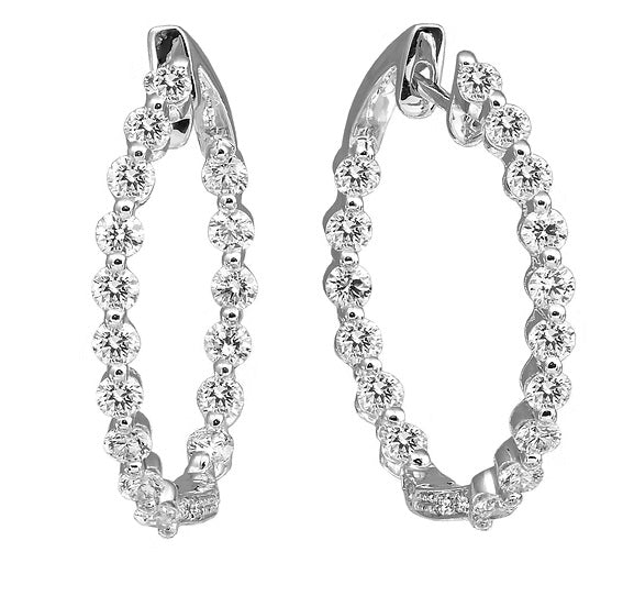 DIAMOND HOOP EARRINGS IN 18K WHITE GOLD