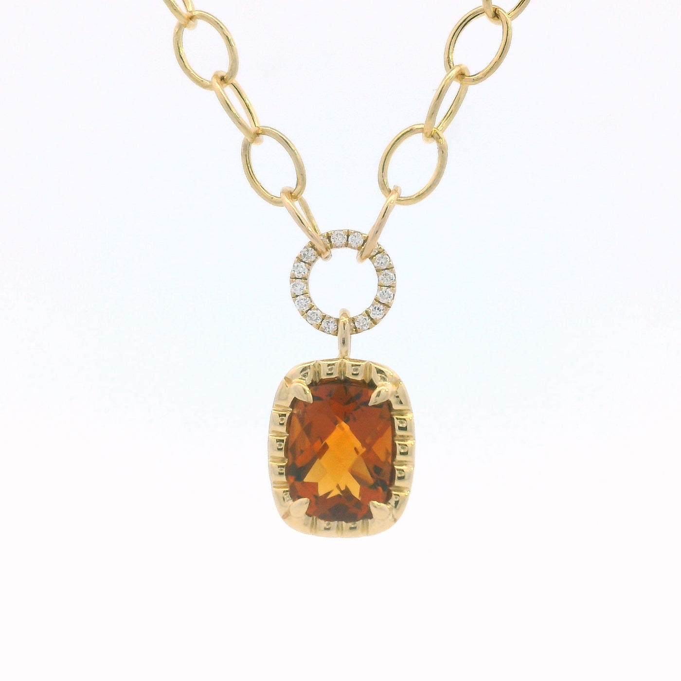 CITRINE AND DIAMOND PENDANT NECKLACE IN YELLOW GOLD
