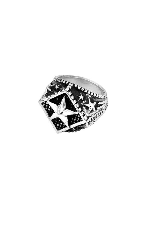 King Baby Diamond Star Ring - John Thomas Jewelers.